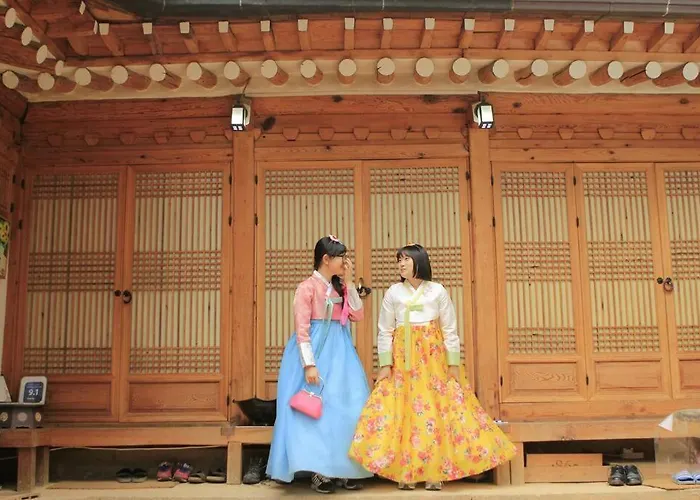 Casa de férias Namhyundang - Hanok Korean Traditional House *