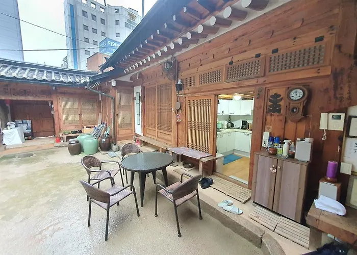 Namhyundang - Hanok Korean Traditional House Casa de férias Seul