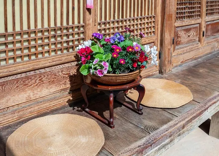 Namhyundang - Hanok Korean Traditional House Seul